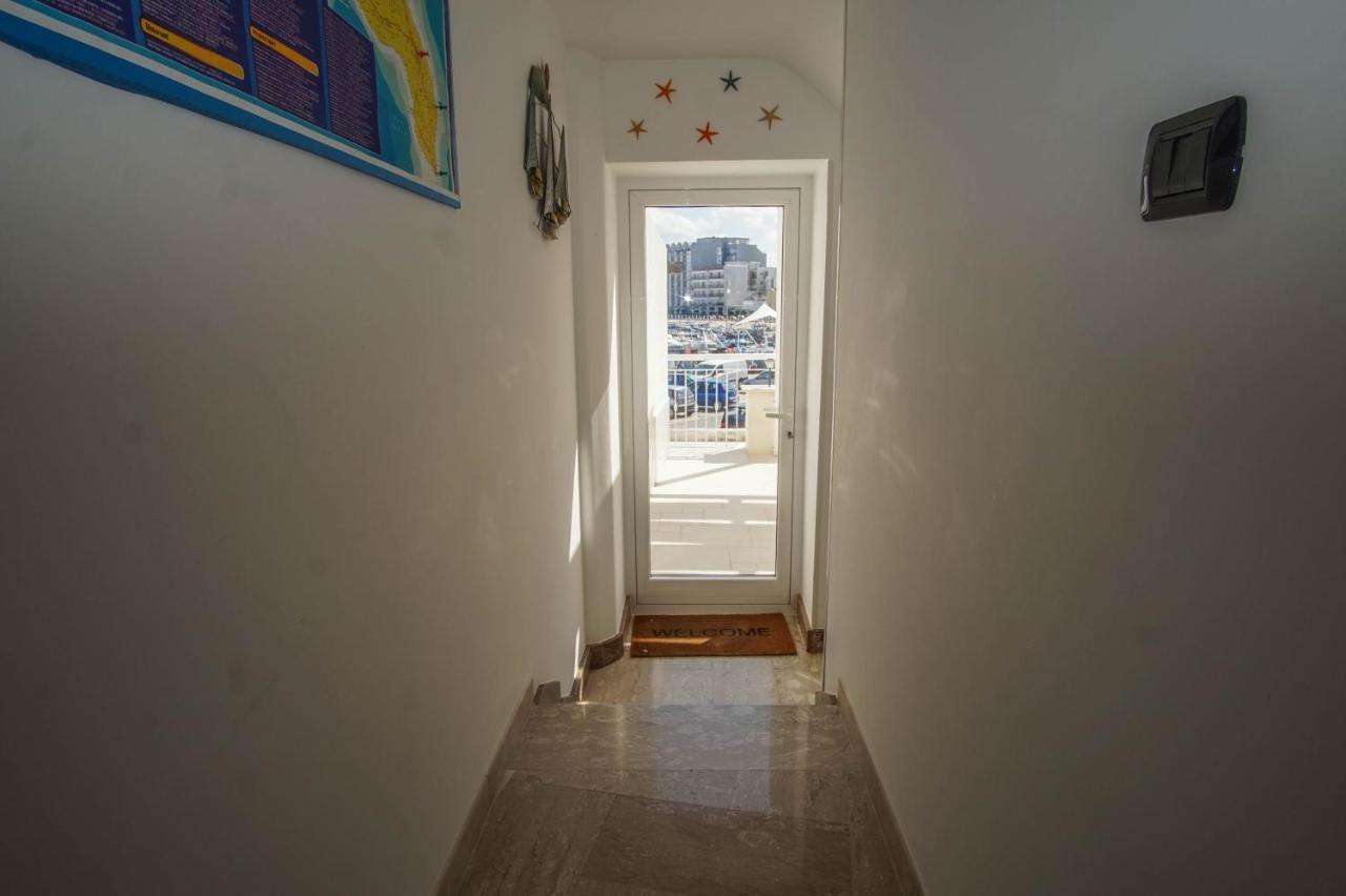 B&B Le Terrazze Мола-ди-Бари Экстерьер фото